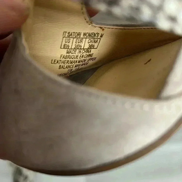 [US6.5] Ivanka Trump ITSATORI Animal Patterns 4” Heel Leather  Sandal - Picture 8 of 9